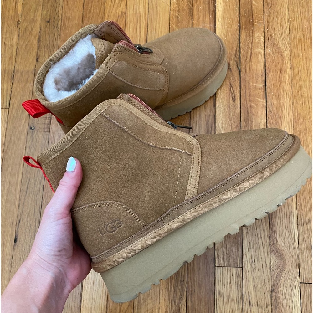 UGG Women’s Neumel Platform Zip
